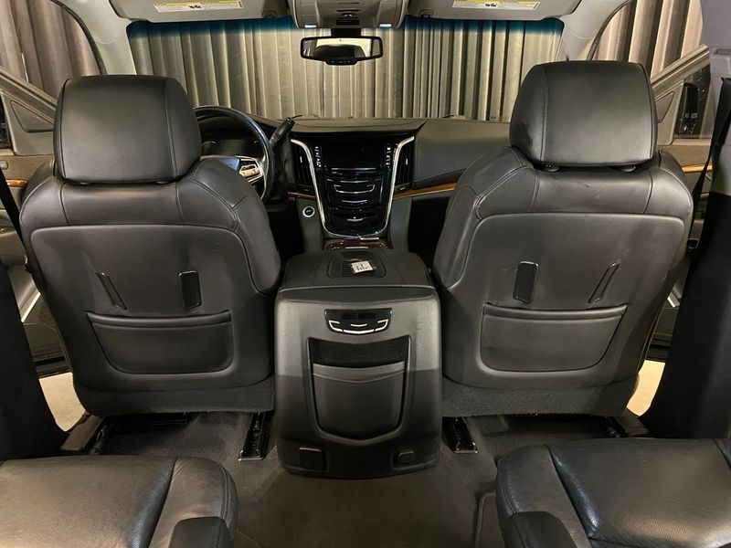 Cadillac ESCALADE bild 36