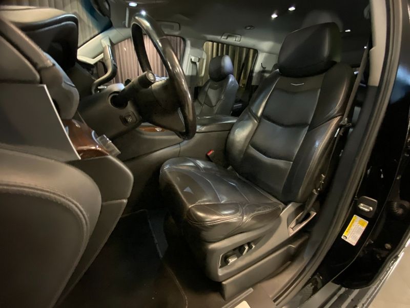 Cadillac ESCALADE bild 6