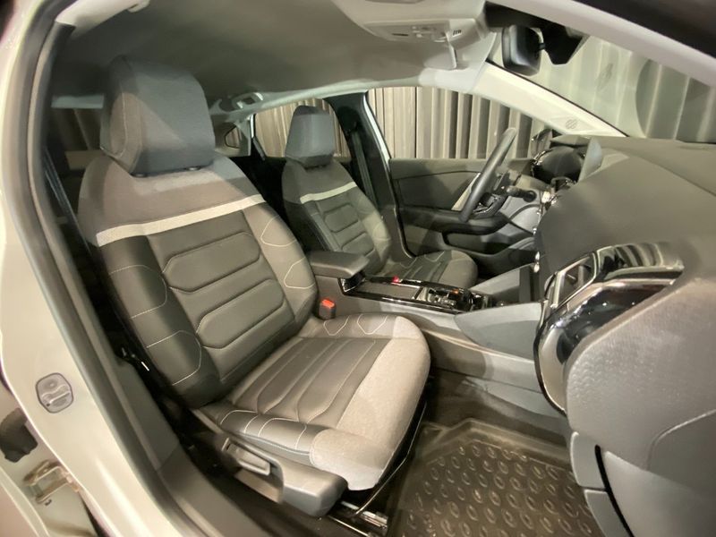 Citroen C4 X bild 9