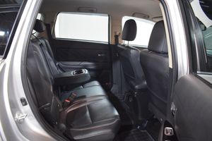 Mitsubishi Outlander bild 13