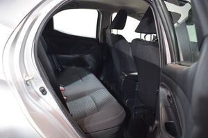 Toyota Yaris bild 12