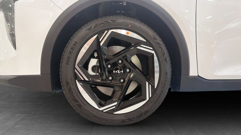 Kia K4 bild 9