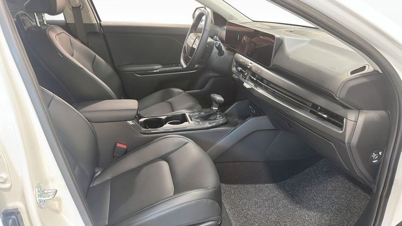 Kia K4 bild 3