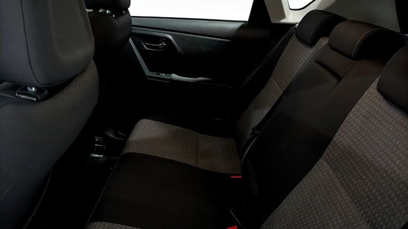 Toyota Auris bild 5