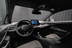 Toyota C-HR bild 12