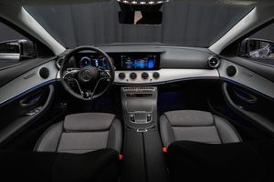 Mercedes E300 bild 12