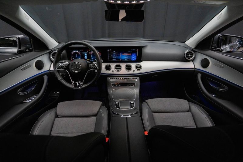 Mercedes E300 bild 12