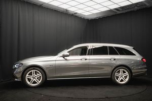 Mercedes E300 bild 9