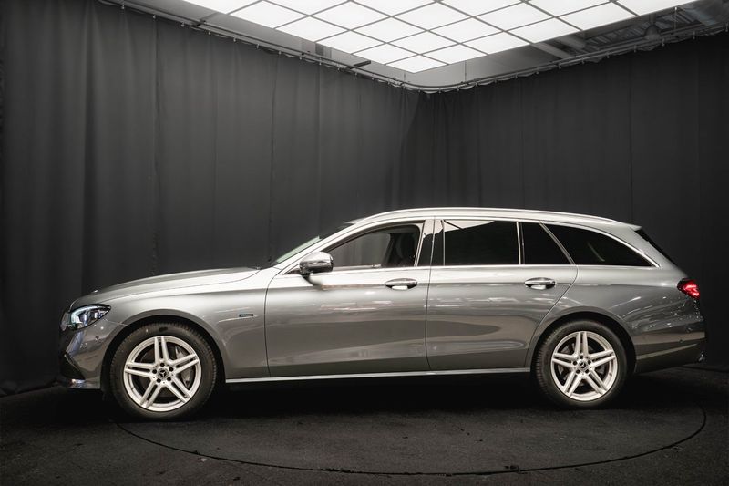Mercedes E300 bild 9