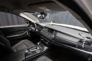 BMW 520 bild 12