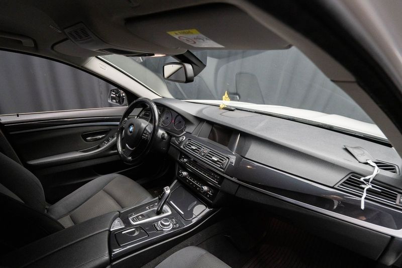 BMW 520 bild 12