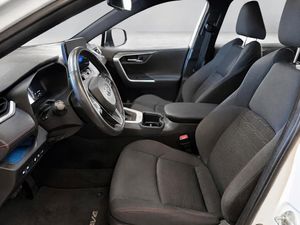 Toyota RAV4 bild 8