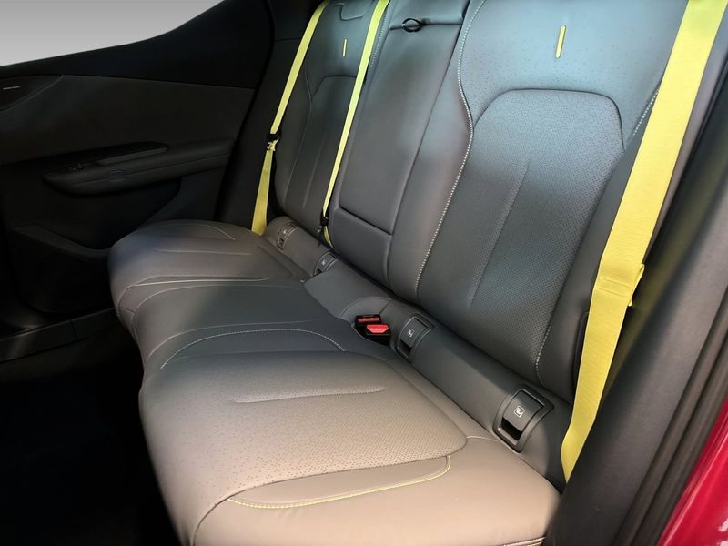 Lynk & Co 02 bild 19