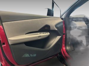 Lynk & Co 02 bild 9