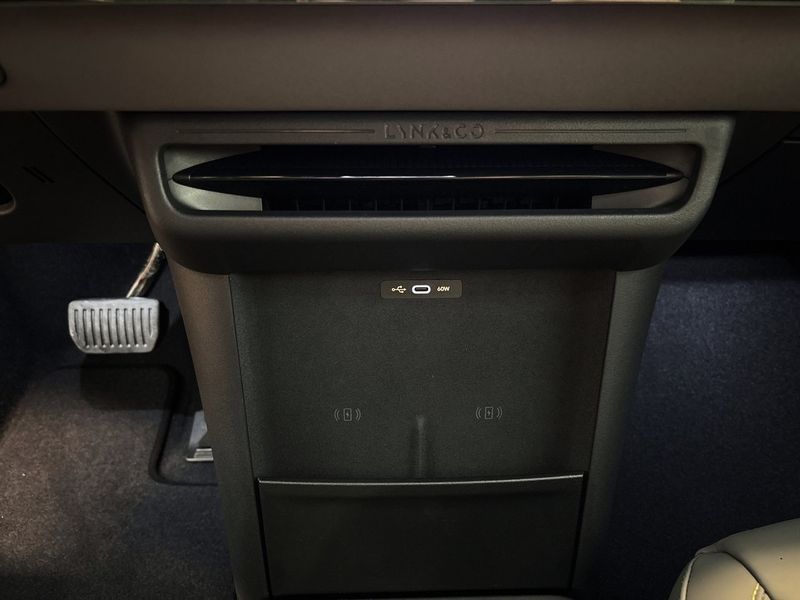 Lynk & Co 02 bild 16