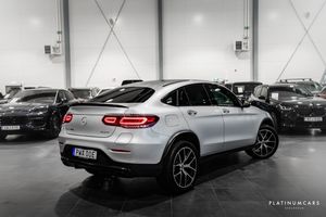 Mercedes GLC300 bild 2