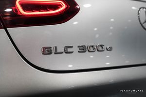 Mercedes GLC300 bild 18