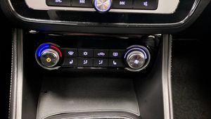 MG ZS EV bild 15