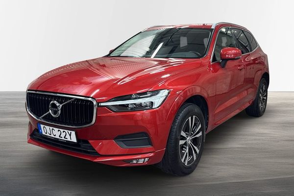 Volvo XC60 B4 AWD Diesel Momentum Advanced SE - 2021
