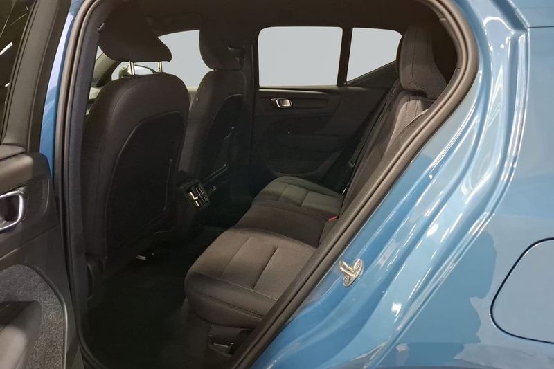 Volvo EX40 bild 7