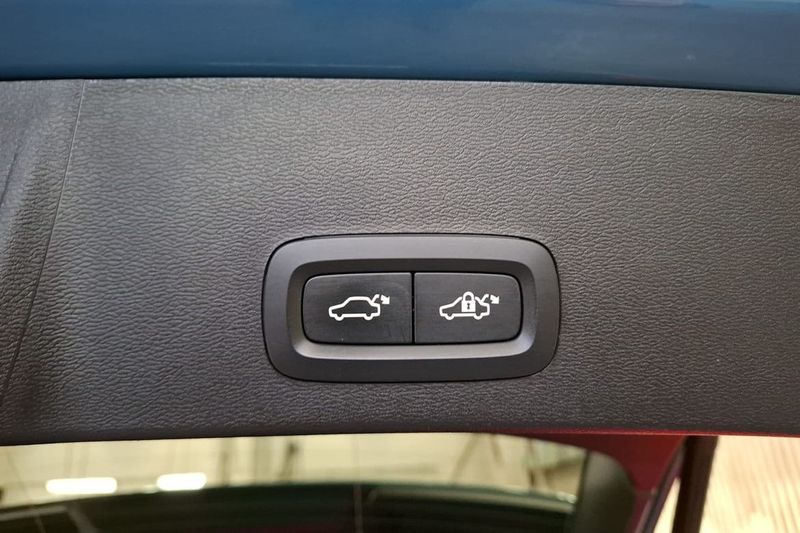 Volvo EX40 bild 18