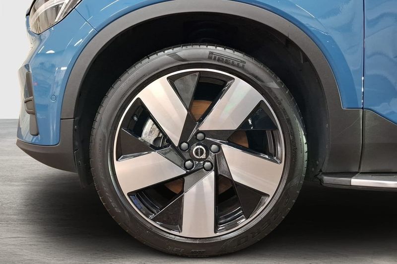 Volvo EX40 bild 10