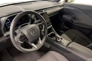 Lexus LBX bild 11