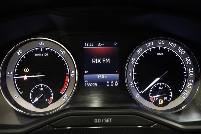 Skoda Superb bild 15