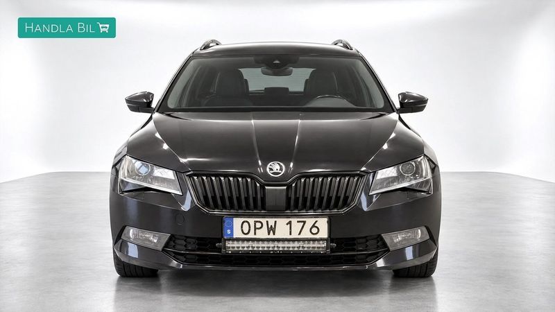 Skoda Superb bild 2