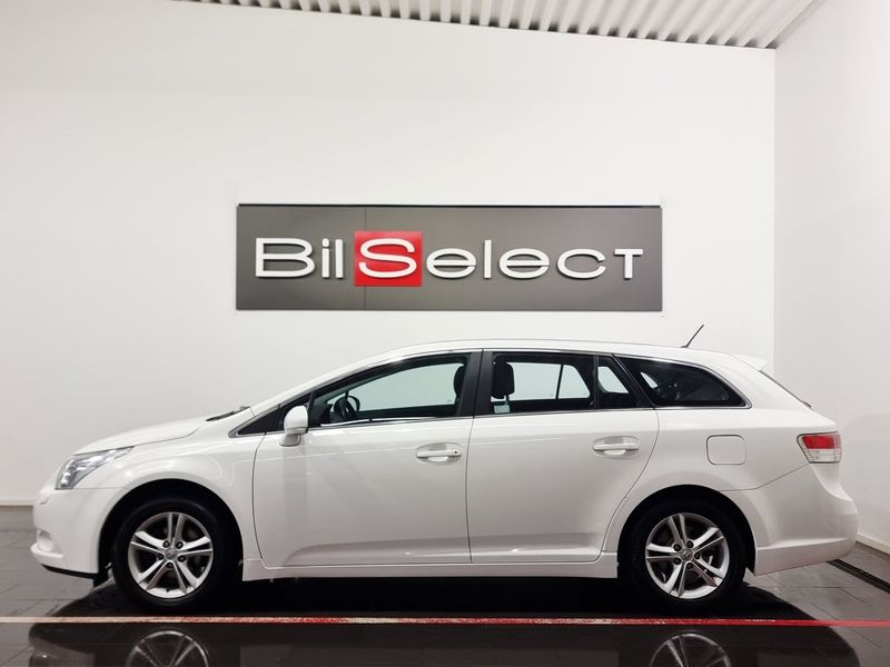 Toyota Avensis bild 2