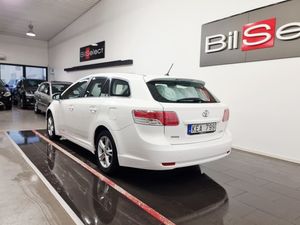 Toyota Avensis bild 15