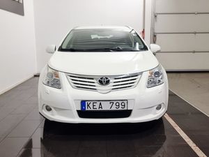 Toyota Avensis bild 3