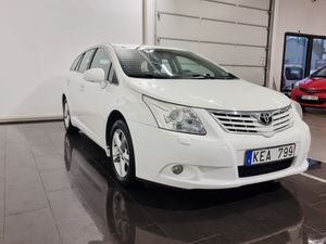 Toyota Avensis bild 4