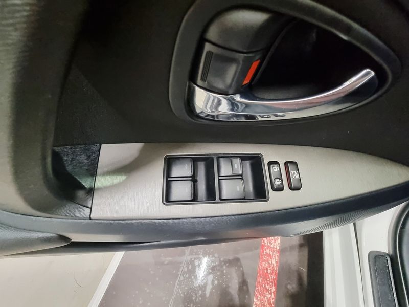 Toyota Avensis bild 14