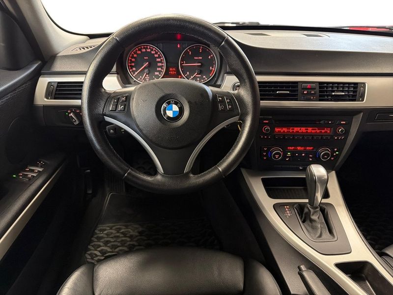 BMW 320 bild 9