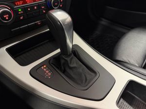 BMW 320 bild 22