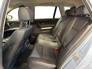 BMW 320 bild 13