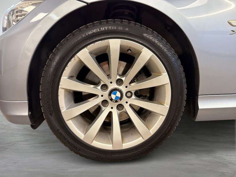 BMW 320 bild 30