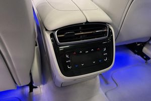 Mercedes EQE350+ bild 17