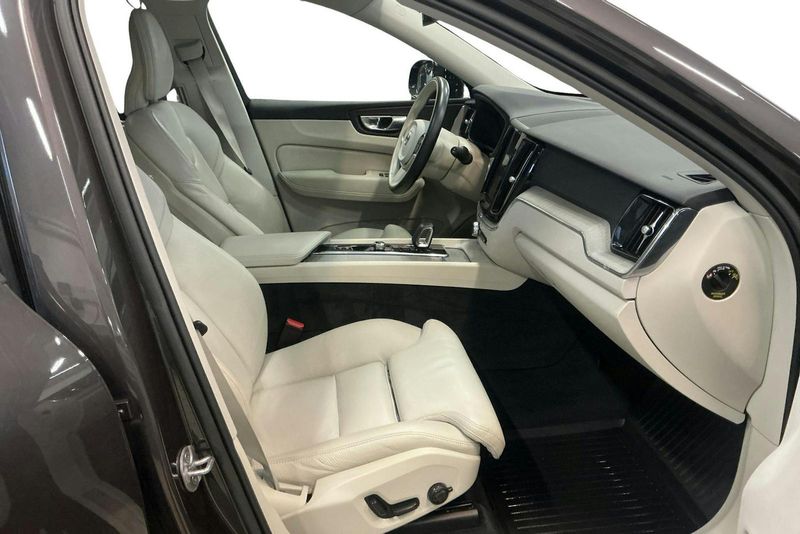 Volvo XC60 bild 7