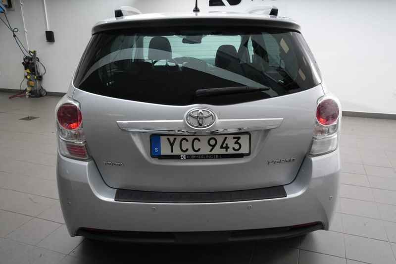 Toyota Verso bild 9