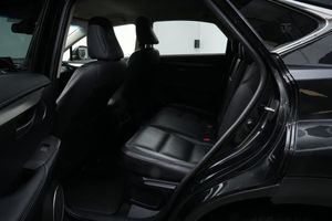 Lexus NX bild 14