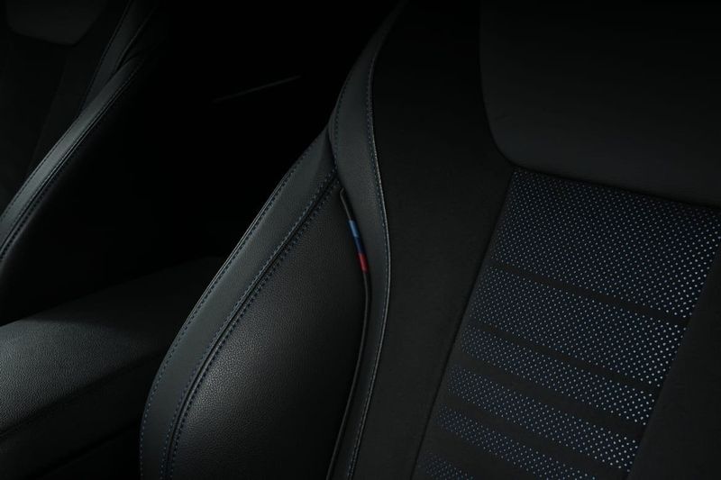 BMW 330 bild 14