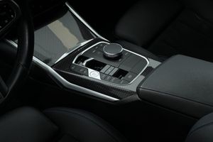 BMW 330 bild 15