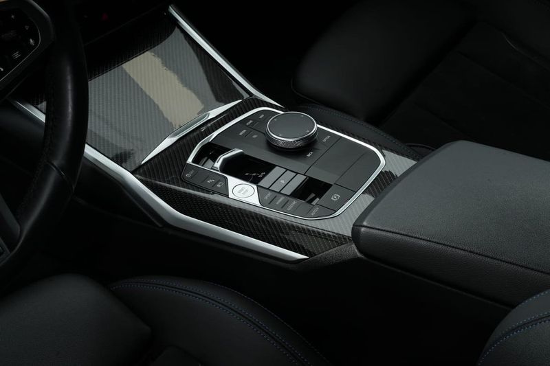 BMW 330 bild 15