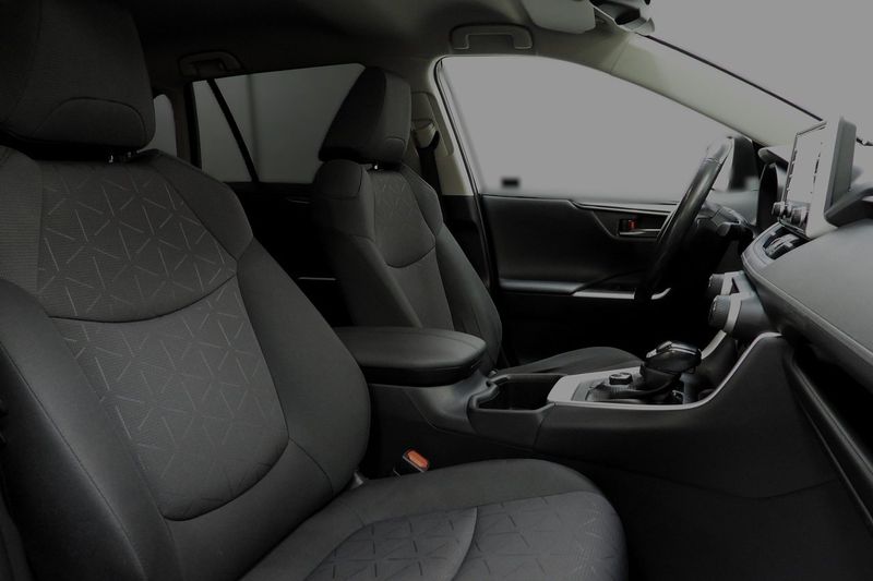 Toyota RAV4 bild 18