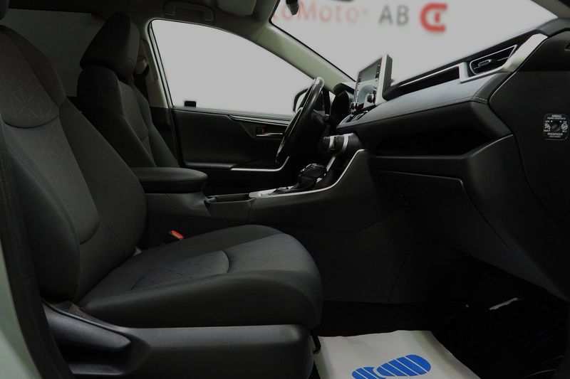 Toyota RAV4 bild 15