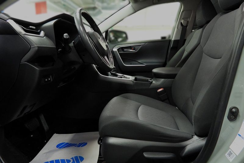 Toyota RAV4 bild 14