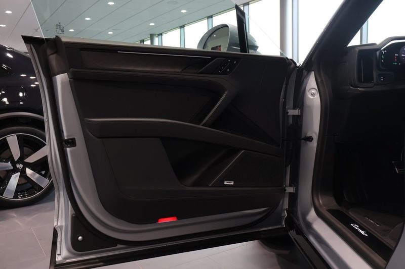 Porsche Cayenne bild 13