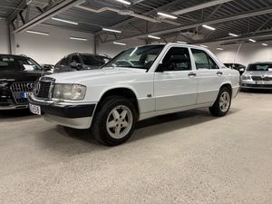 Mercedes 190 bild 1